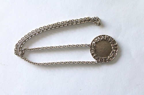 Kette mit anhänger - kette,