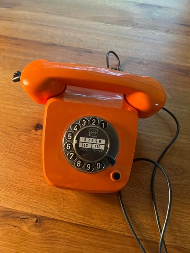 Vintage wählscheibentelefon - vintage,